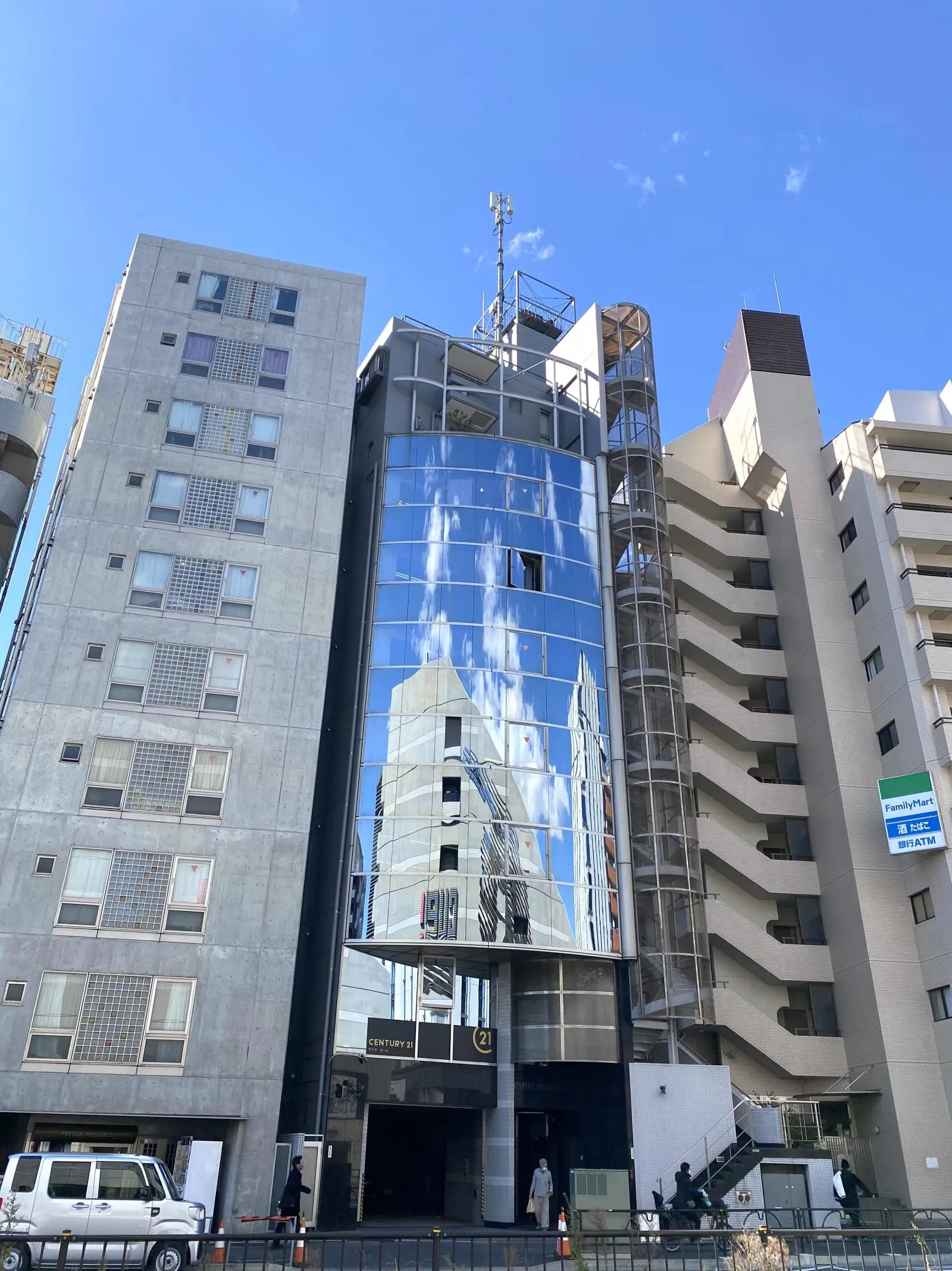 小西ビル