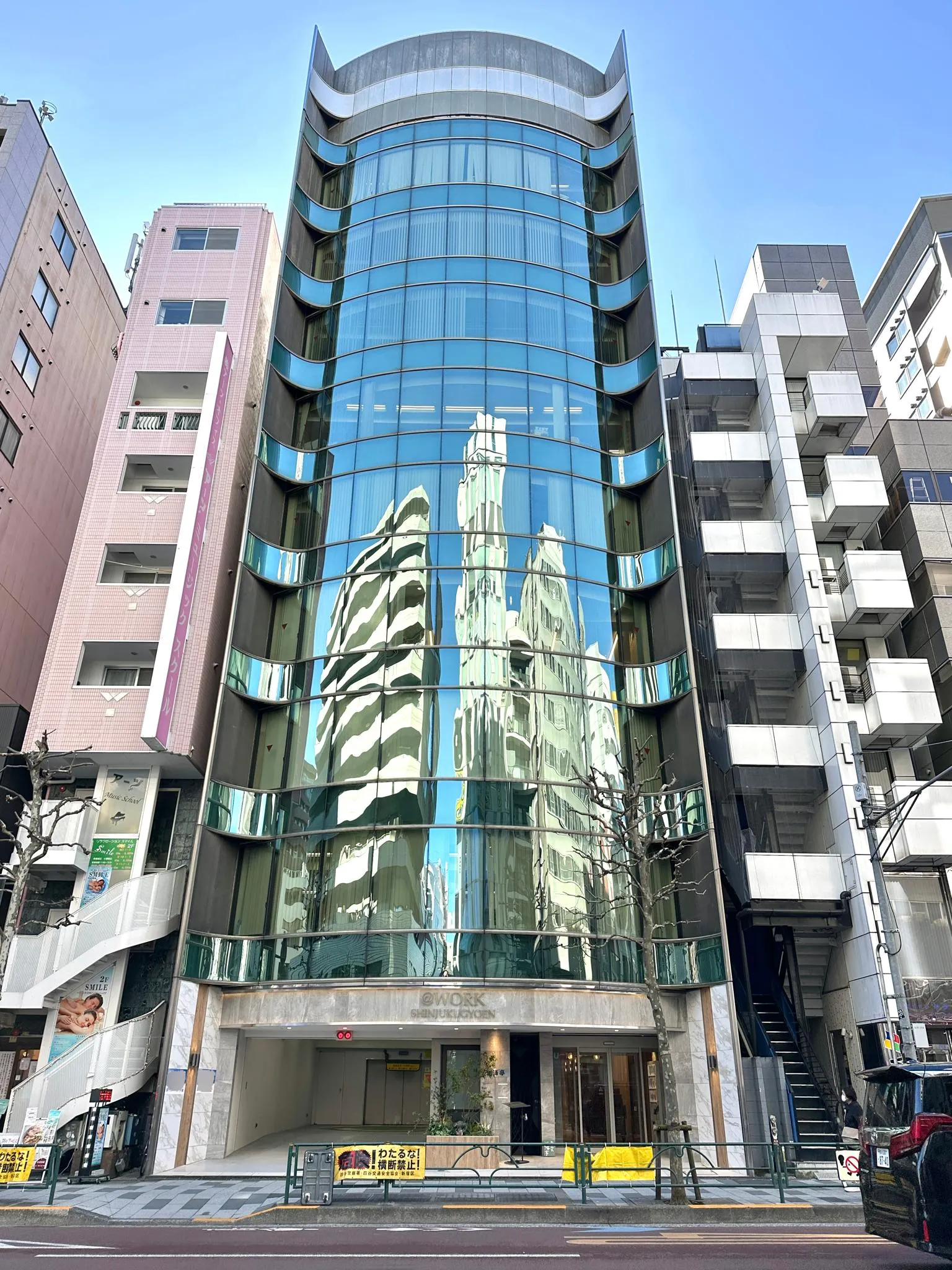 WORK SHINJUKUGYOEN(旧:JESCO新宿御苑)