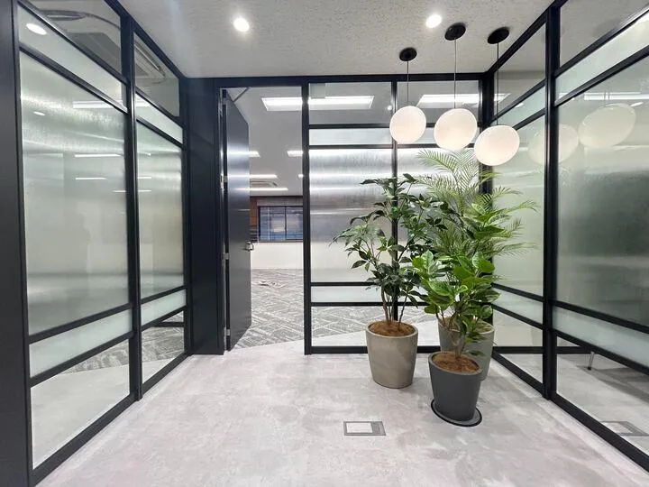 会議室2つ付き！おしゃれなオフィス！ 東京都中央区日本橋茅場町 約50坪（約165㎡）